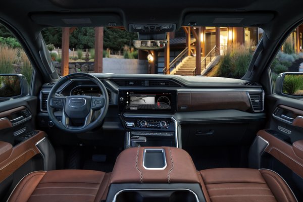 2022 GMC Sierra 1500 Denali Crew Cab Interior