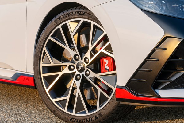 2022 Hyundai Elantra N  sedan Wheel