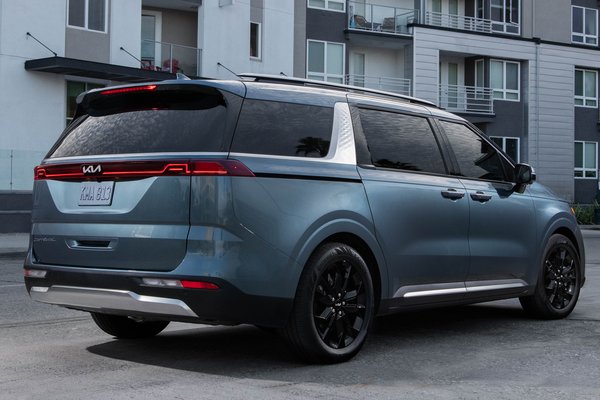 2022 Kia Carnival