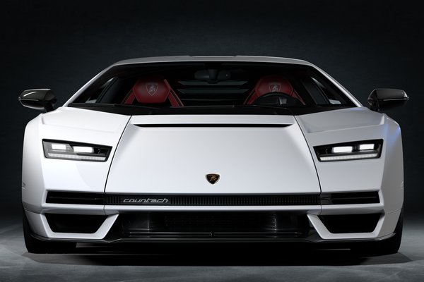 2022 Lamborghini Countach