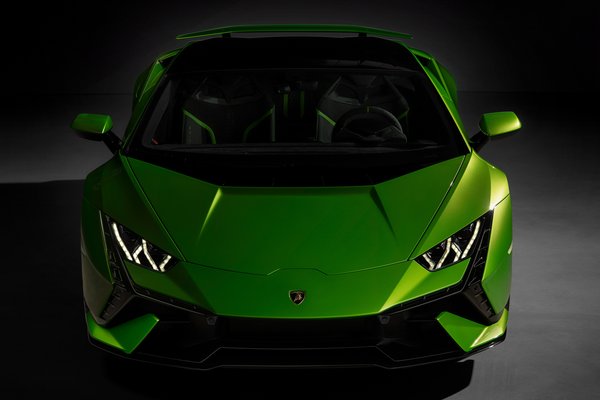 2022 Lamborghini Huracan Tecnica