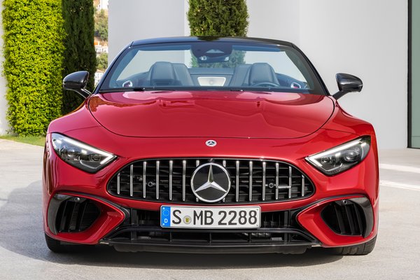 2022 Mercedes-Benz SL 63 AMG