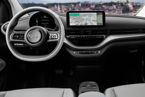 2022 Fiat 500 e Interior