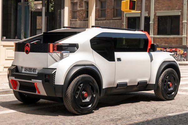 2022 Citroen Oli