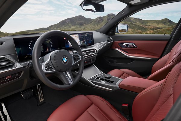 2023 BMW 3-Series sedan Interior