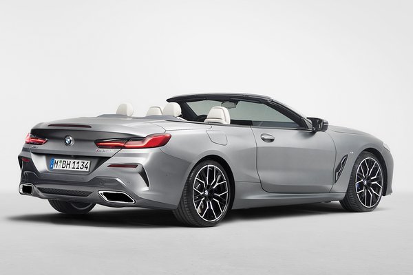 2023 BMW 8-Series convertible