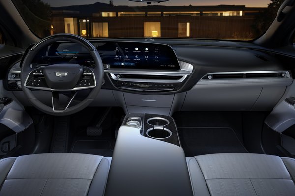 2023 Cadillac Lyriq Interior