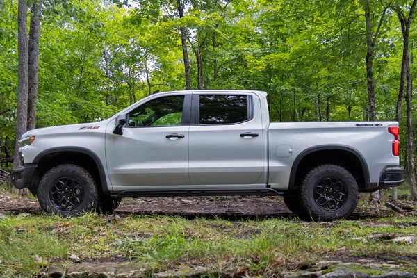 2023 Chevrolet Silverado ZR2 Bison