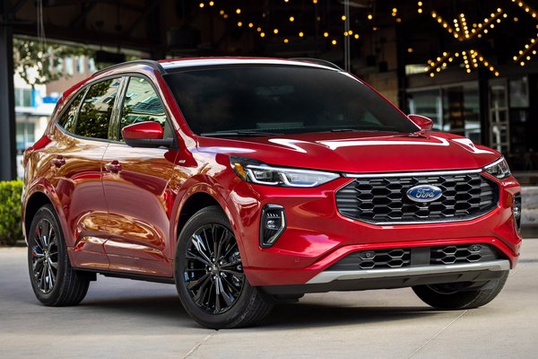 2023 Ford Escape ST-Line Elite