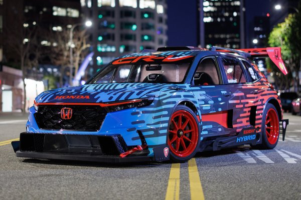 2023 Honda CR-V Hybrid Racer