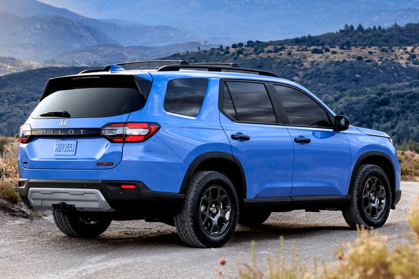 2023 Honda Pilot TrailSport