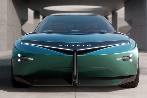 2023 Lancia Pu+Ra