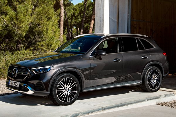 2023 Mercedes-Benz GLC-Class