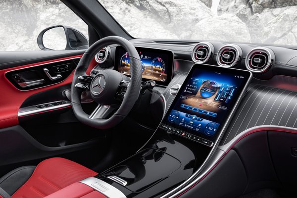 2023 Mercedes-Benz GLC-Class Interior