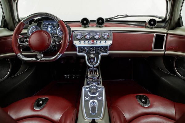 2023 Pagani Utopia Interior