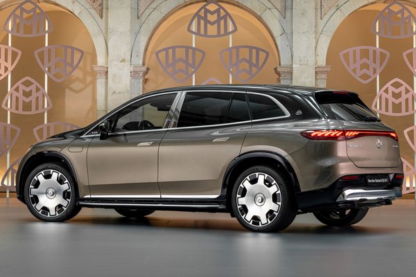 2024 Mercedes-Benz EQS SUV Maybach 680