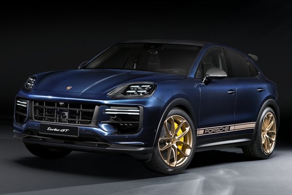 2024 Porsche Cayenne Turbo GT Coupe