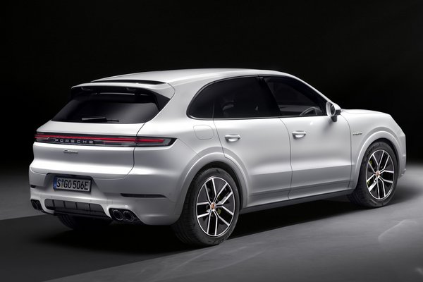 2024 Porsche Cayenne E-Hybrid