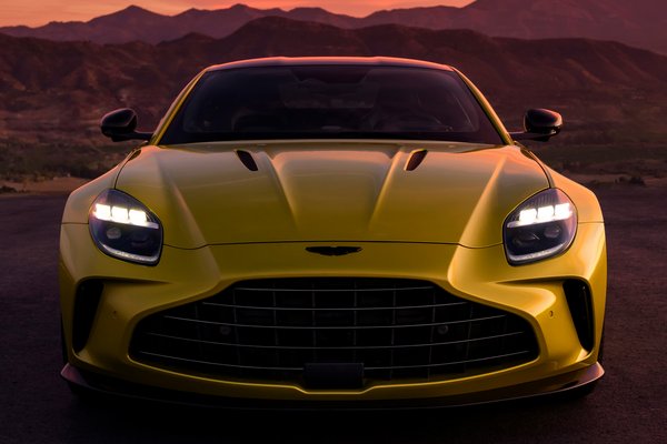 2024 Aston Martin Vantage