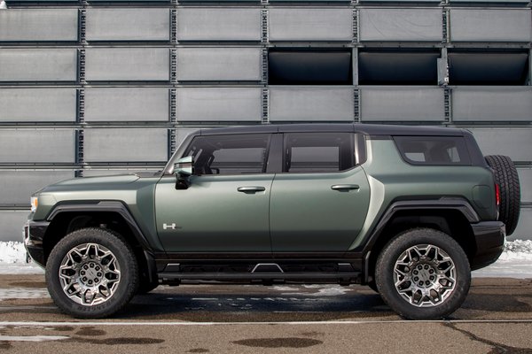 2024 GMC Hummer EV SUV