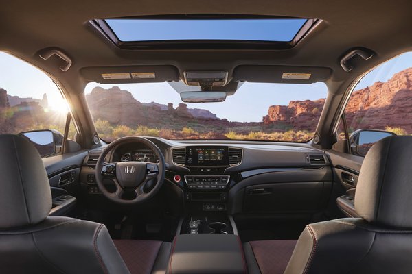 2024 Honda Passport Black Edition Interior