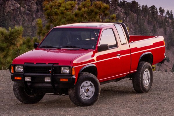 1985 Nissan Pickup King Cab