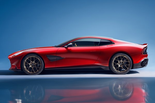 2025 Aston Martin Vanquish