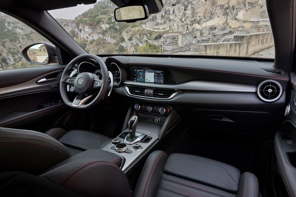 2025 Alfa Romeo Stelvio Tributo Italiano Interior