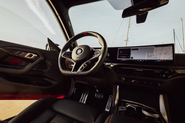 2025 BMW 2-Series M240i xDrive Coupe Interior