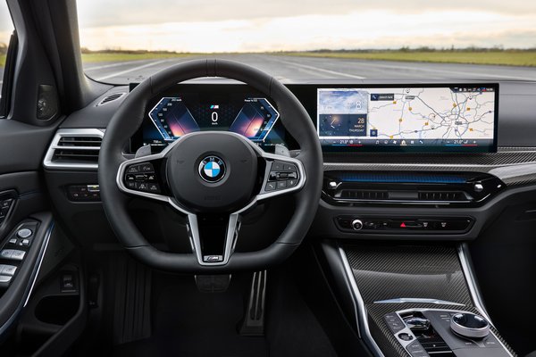 2025 BMW 3-Series sedan Instrumentation