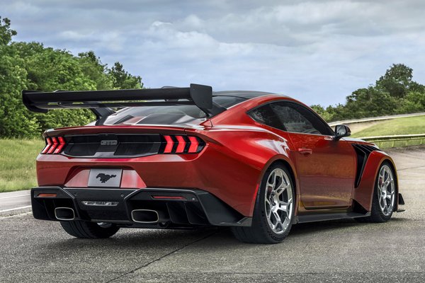 2025 Ford Mustang GTD Performance Package