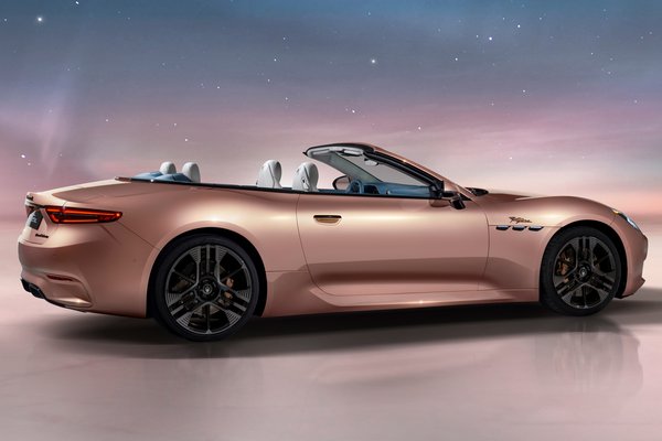 2025 Maserati GranCabrio Folgore