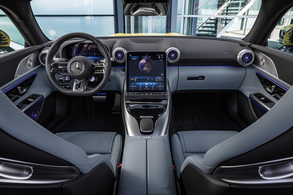 2025 Mercedes-Benz AMG GT Coupe Interior