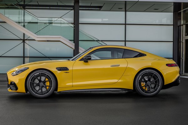 2025 Mercedes-Benz AMG GT 43 Coupe