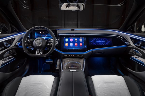 2025 Mercedes-Benz E-Class AMG E 53 Hybrid Interior