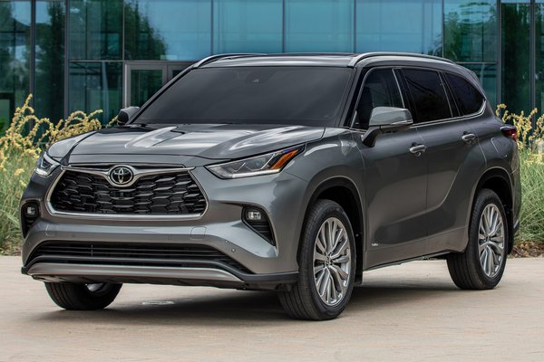 2025 Toyota Highlander Hybrid